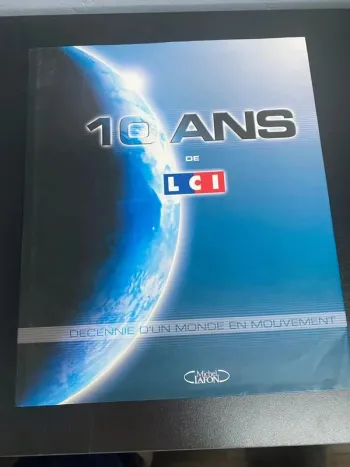 Livre 10 ans de LCI
