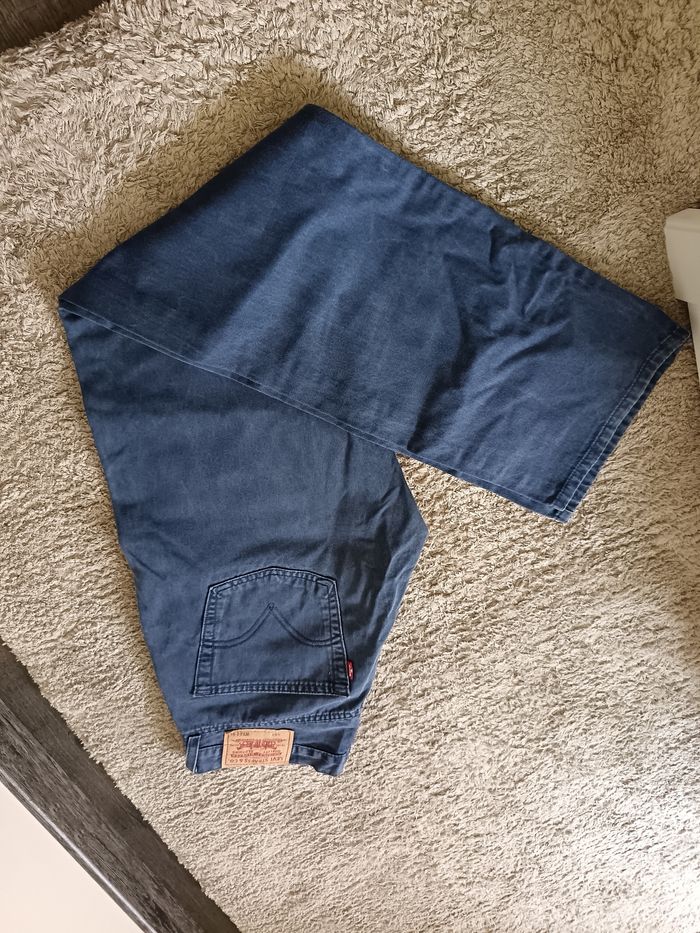 Jean homme Levi's 42 - photo numéro 2