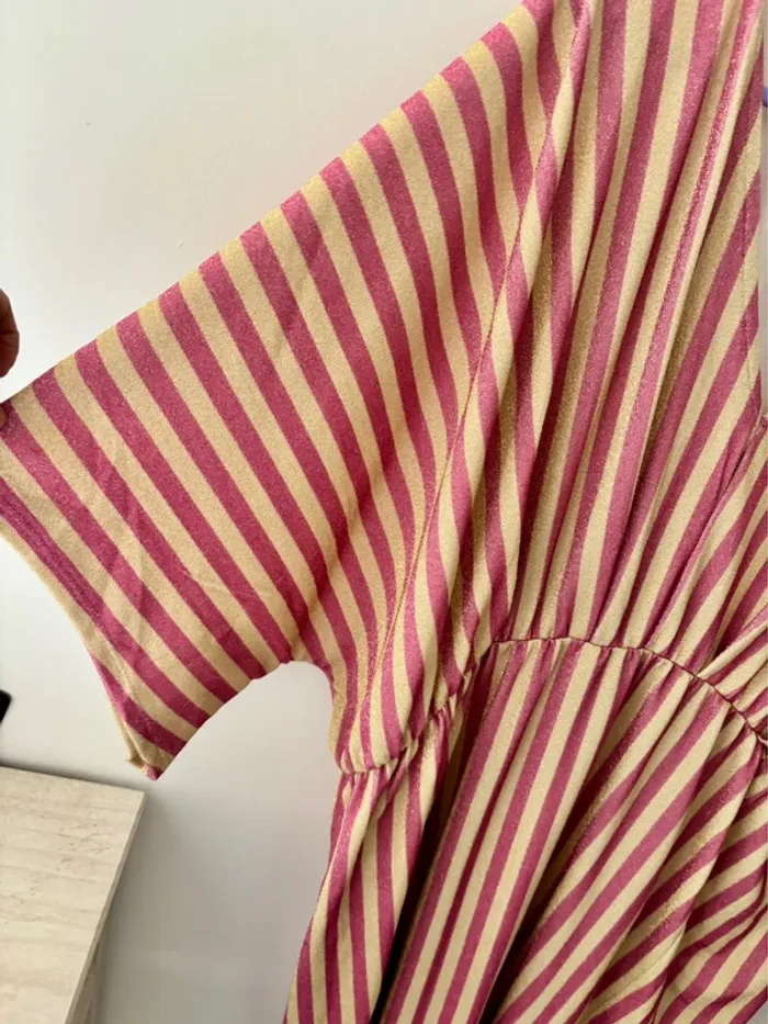 Robe pailletée rose dorée neuve taille 3XL 54/56 Kiabi - photo numéro 3