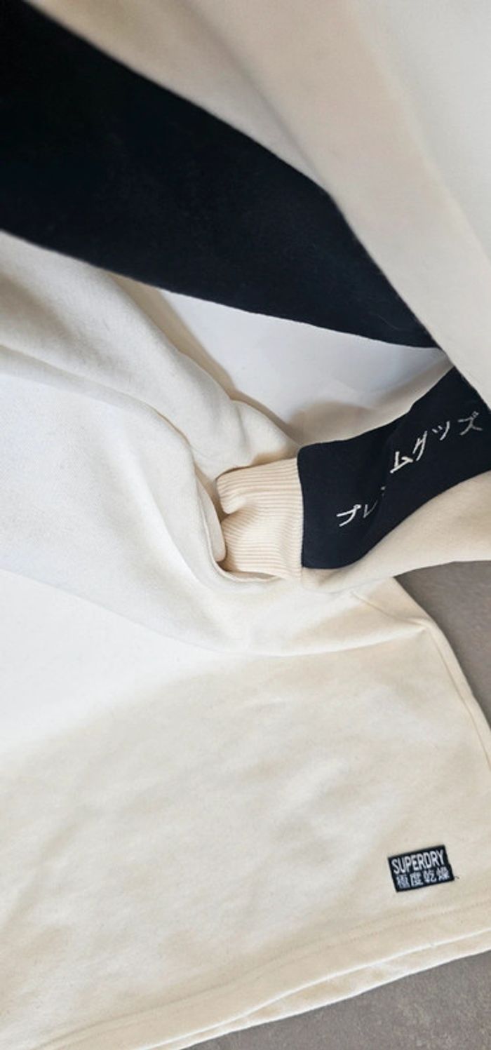 Robe sweat Superdry taille M toucher doux - photo numéro 3
