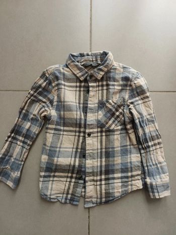 Chemise taille 3/4 ans