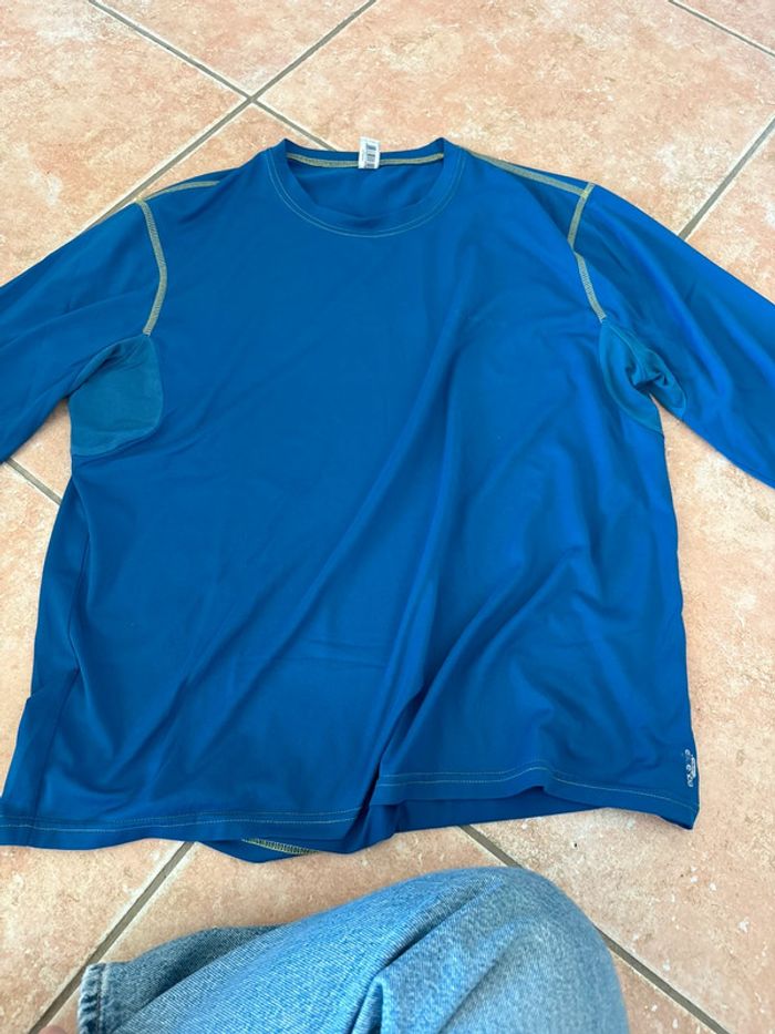 Petit t shirt de sport - photo numéro 4