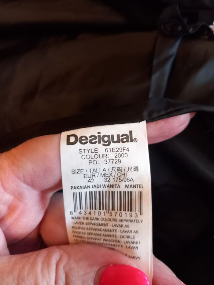 Veste avec capuche - photo numéro 8