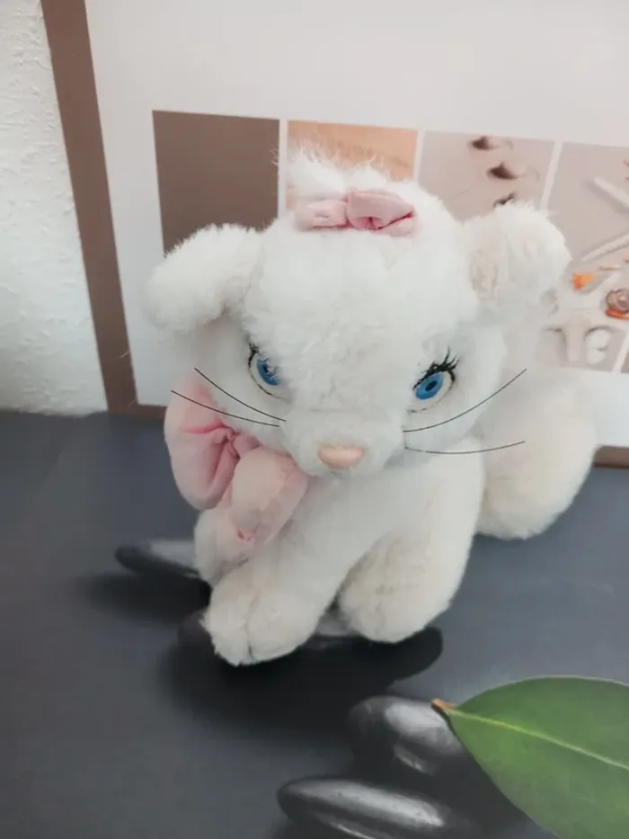 Ensemble de 4 peluches les aristochats Duchesse, Marie, Berlios, et Toulouse - photo numéro 7