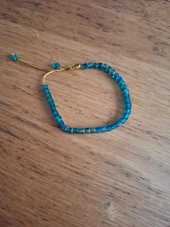 Bracelet perles cubiques