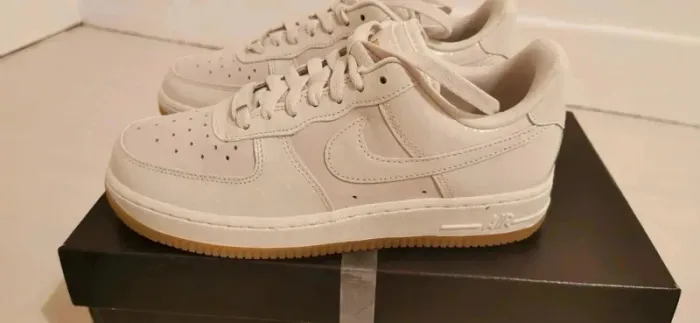 Nike Air Force 1 '07 LX T38 Neuves - photo numéro 3