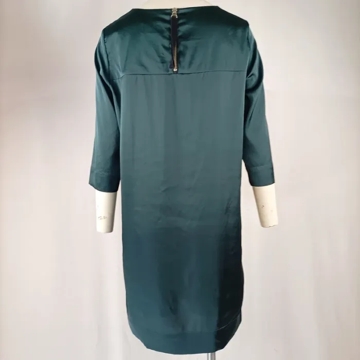 Robe droite satinée verte Rue Blanche manches 3/4 minimaliste chic taille 2 (M) A1127 - photo numéro 4