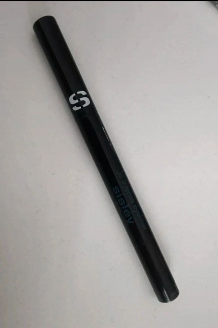 Crayon eyeliner so intense