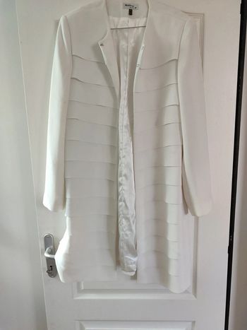 Veste blanche longue cérémonie