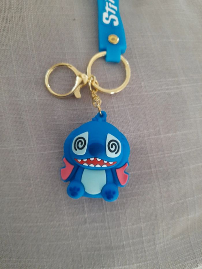 Porte clés stitch disney - photo numéro 2