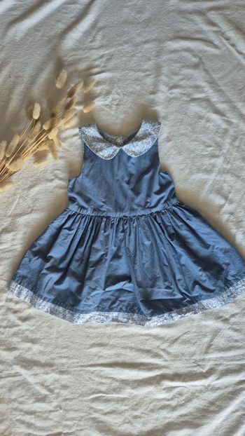 Magnifique robe réversible col 24 mois