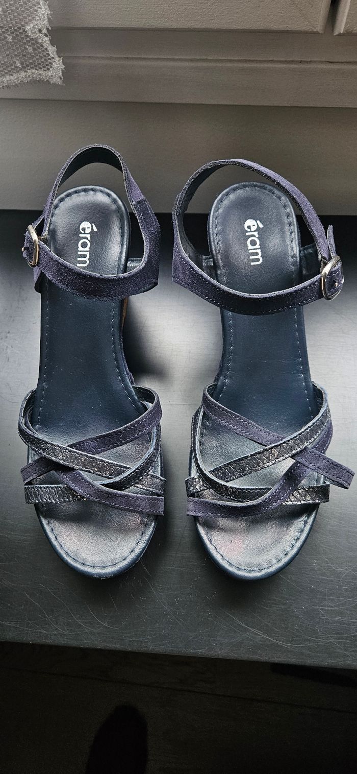 Sandales compensées Éram bleu marine – taille 39 - photo numéro 3