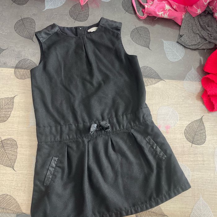 Robe noir