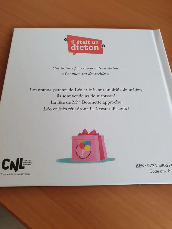 Les murs ont des oreilles - photo numéro 2