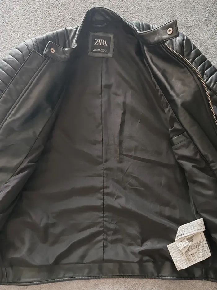 Veste biker simili cuir Zara – Homme M – Très bon état - photo numéro 10