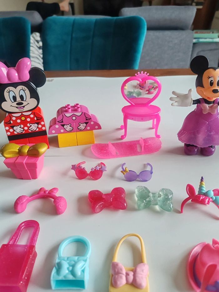 Figurines Minnie et ses accessoires - photo numéro 6