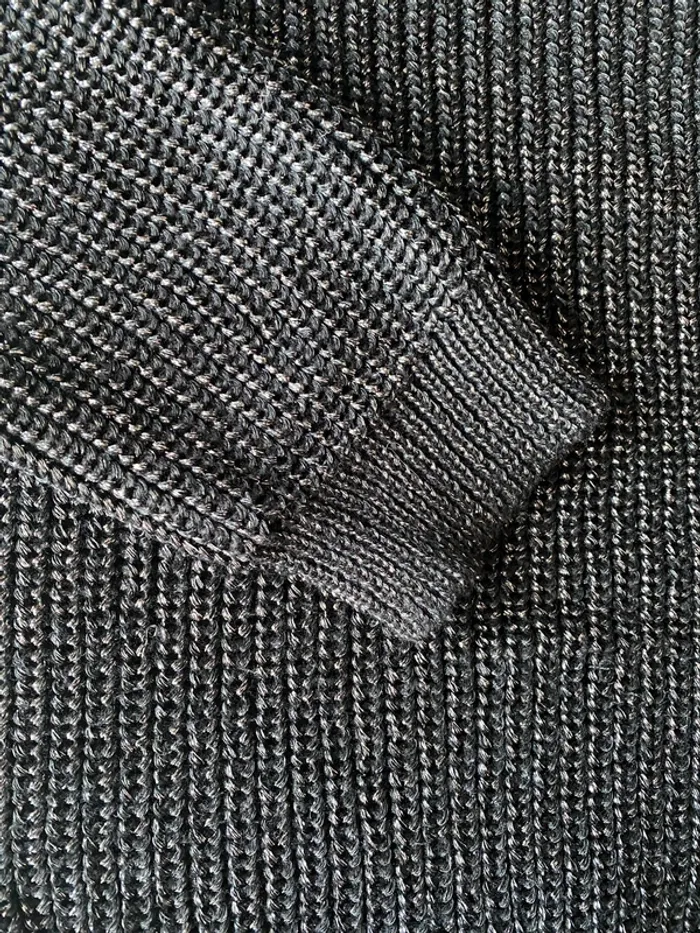 Pull noir lurex - photo numéro 4