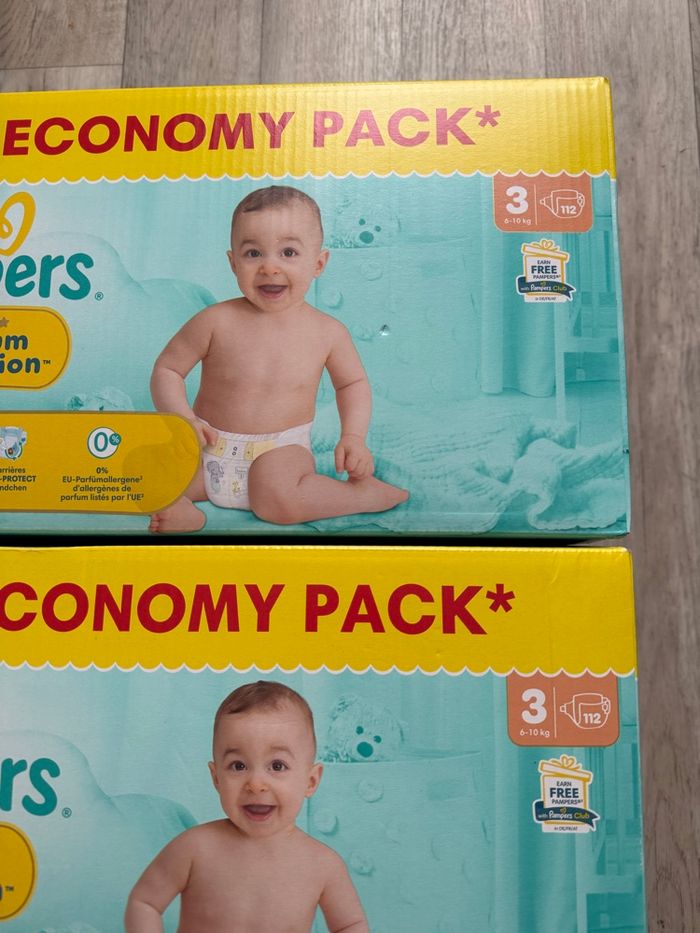 Lot de 2 cartons Pampers premium protection taille 3