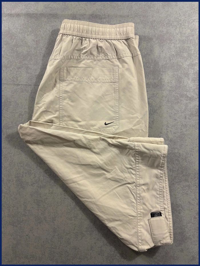 Short Nike Vintage y2k beige logo brodé noir Taille M