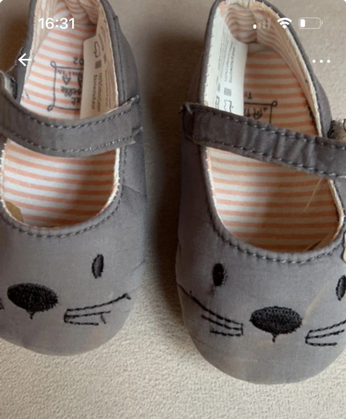 Lot 3 paires de chaussons bébé fille tailles 16 et 19 - Cadet Rousselle Hello Kitty Obaïbi - photo numéro 15