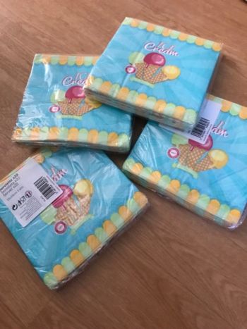 Lot de 4 paquets serviettes en papier