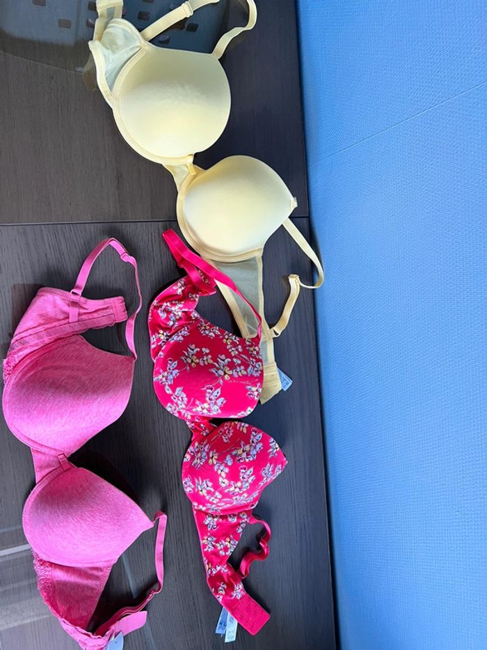 Lot de 3 soutiens gorge primark neuf 90D - photo numéro 2