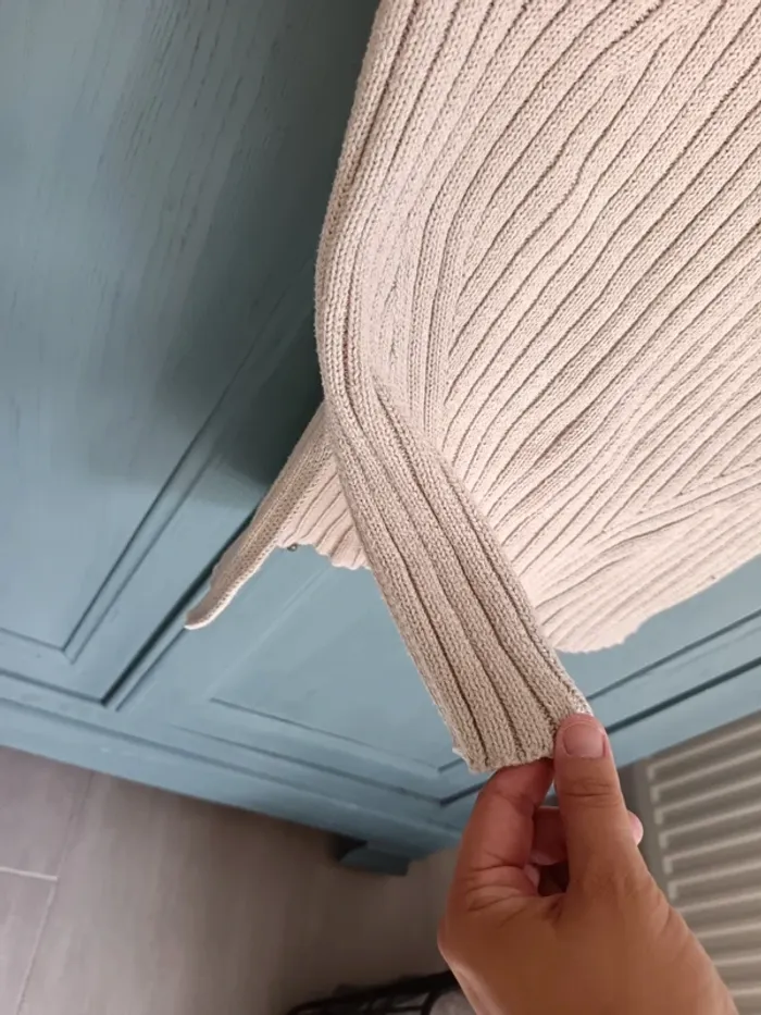Pull sans manches Zara - photo numéro 3