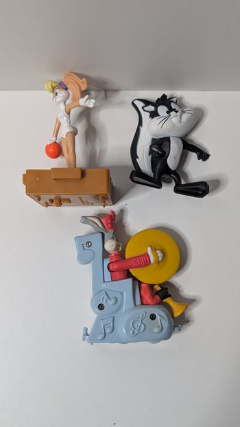 [Jouet] lot de 3 figurines Looney Tunes