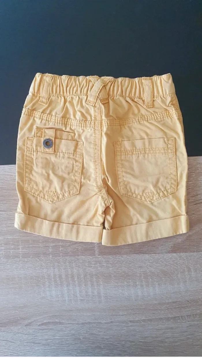 Short 6 mois - photo numéro 2