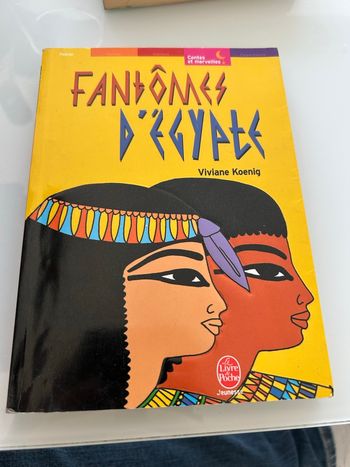 Livre fantômes d’Égypte de Viviane koening