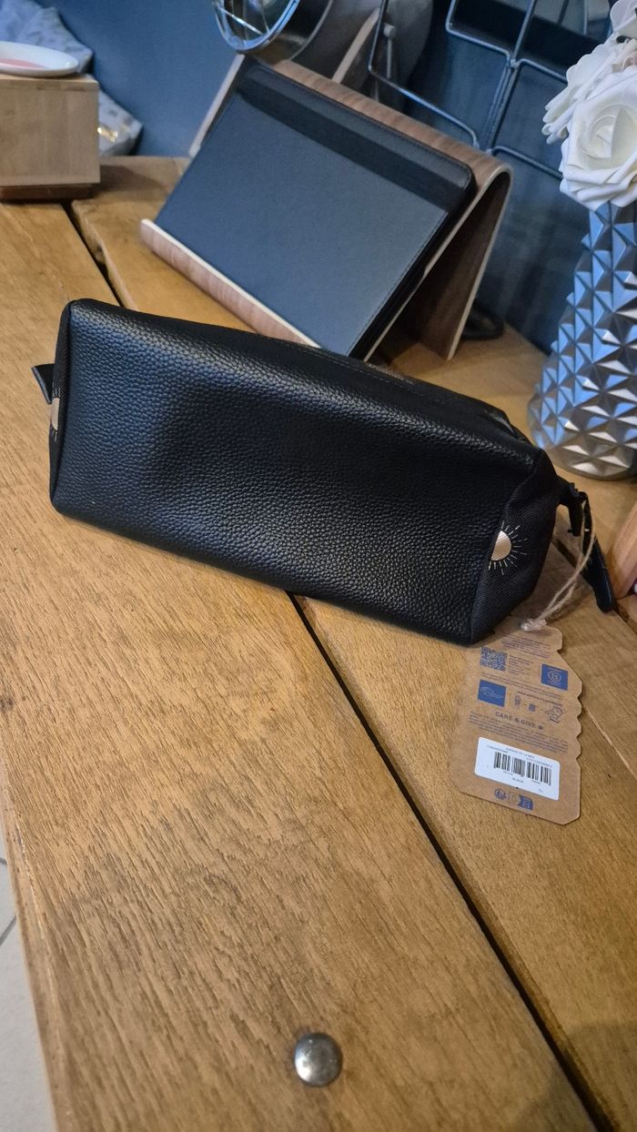 Trousse de toilete cabaia neuf - photo numéro 4