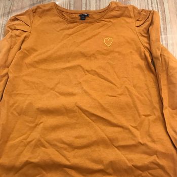 Tee shirt
