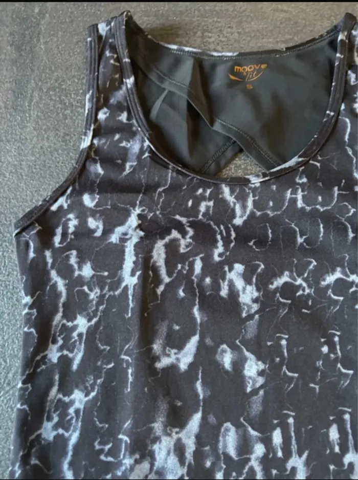 Débardeur sport noir effet marbré – Moove & Fit – Taille S Neuf - photo numéro 5
