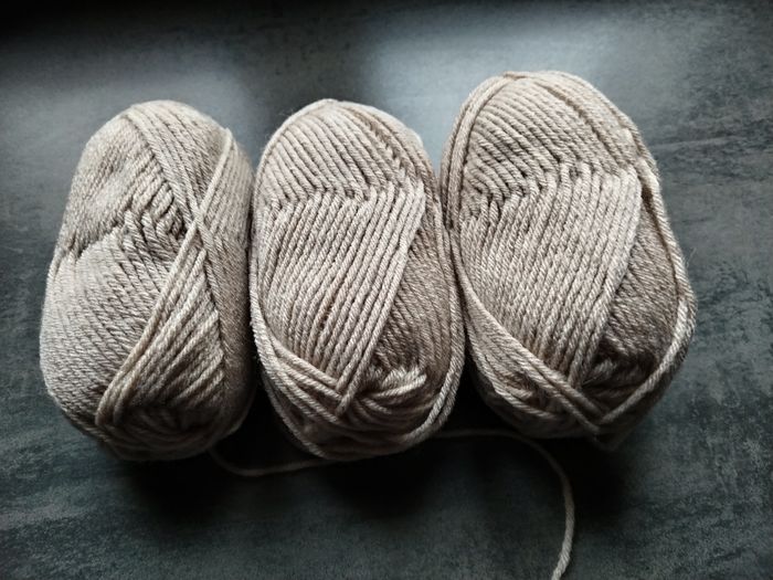 Lot de 3 pelotes de Laine mélange laine acrylique beige - photo numéro 4