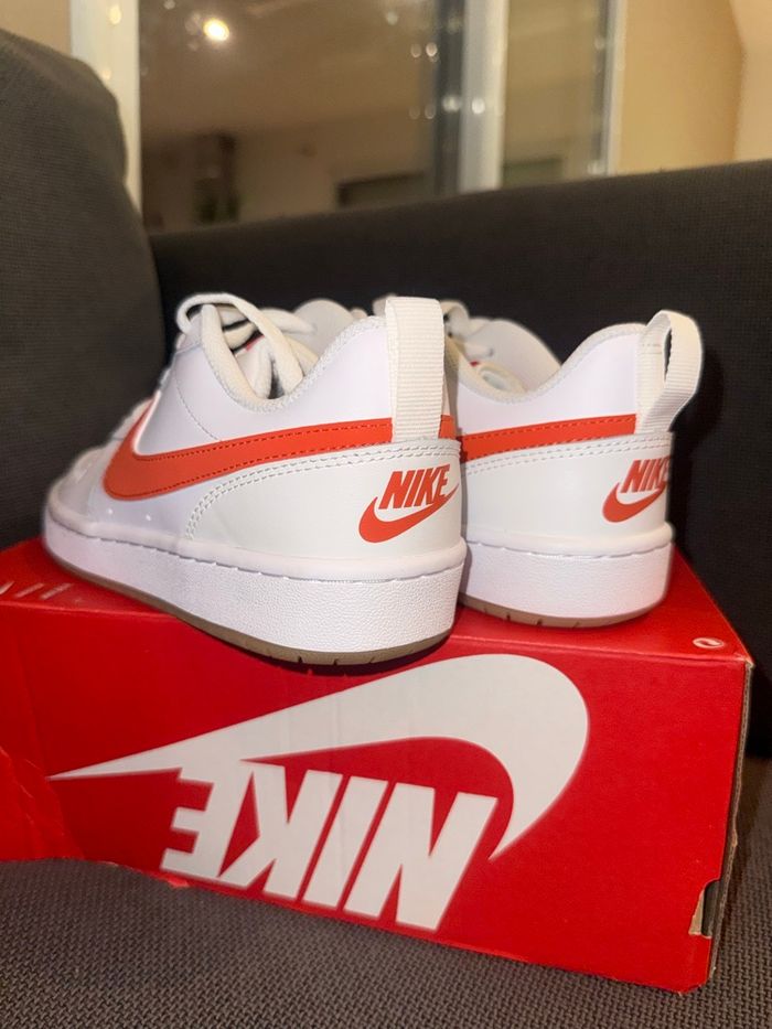 Baskets Nike Borough LOW - photo numéro 3