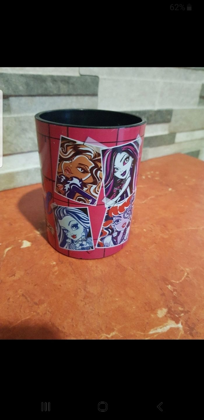 Pot à crayons Monsterhigh - photo numéro 2