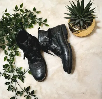 🌼 Chaussures fille montantes a lacets, pointure 33 🌼
