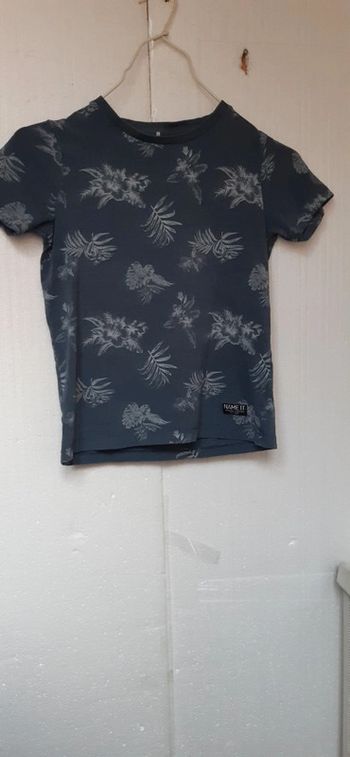 Tee-shirt 7-8ans 122 128cm