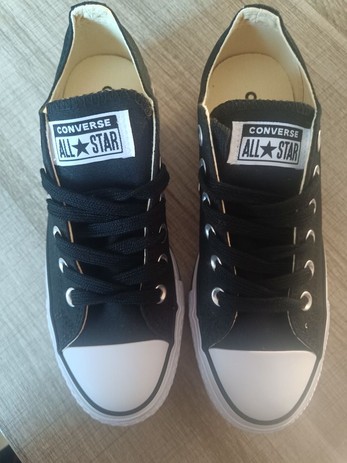 Converse neuve - photo numéro 2