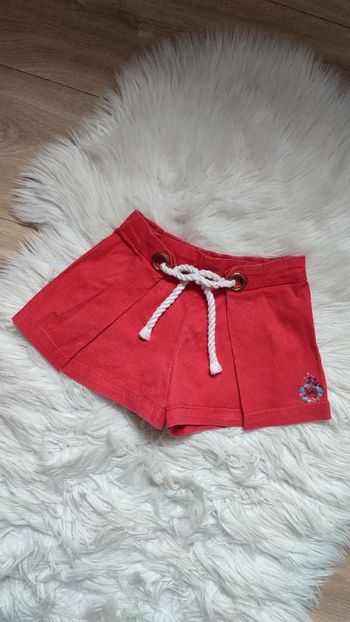 Short fille 4 ans
