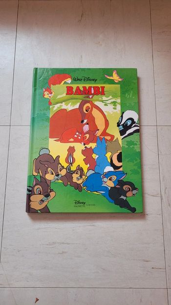Livre "bambi, Walt disney"