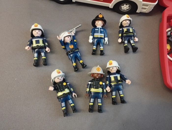Camion pompiers Playmobil - photo numéro 5