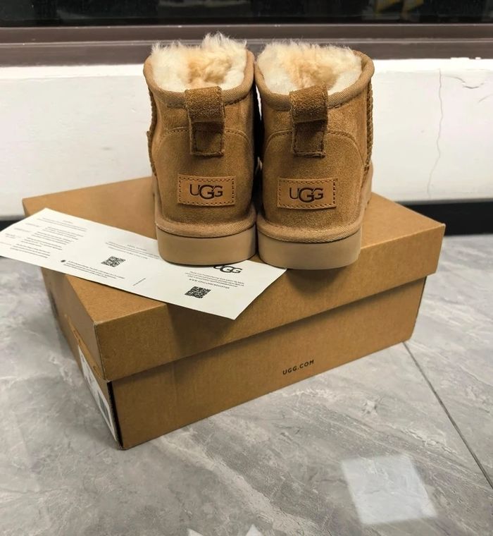 UGG Ultra Mini 40 - photo numéro 2