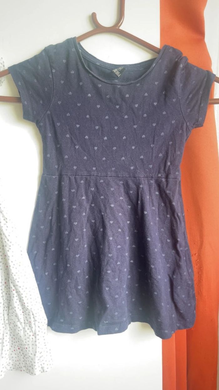 Lot robe 4ans - photo numéro 3