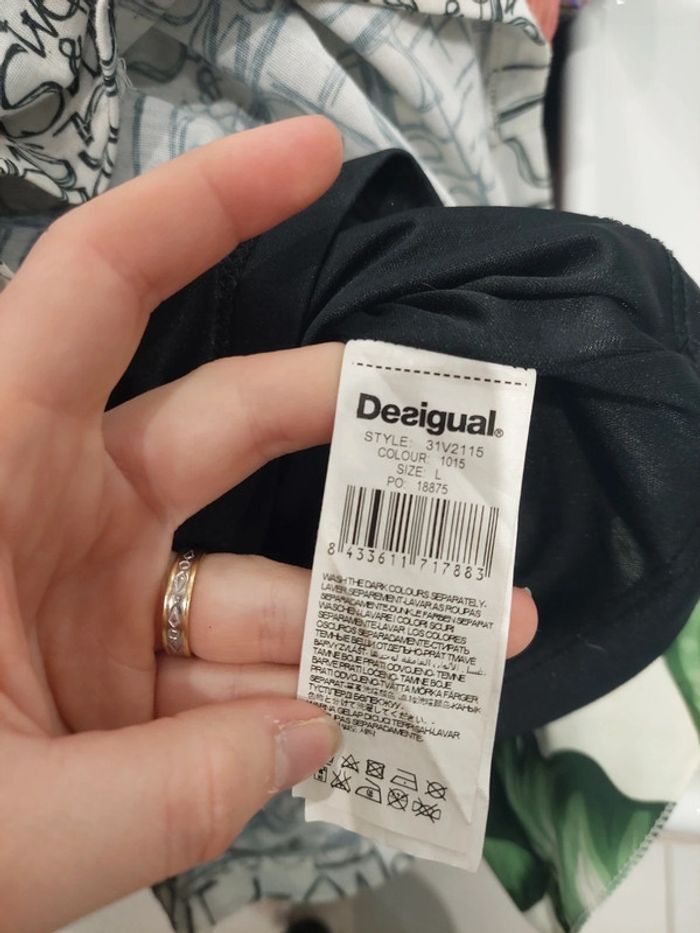 Robe femme desigual taille L - photo numéro 6