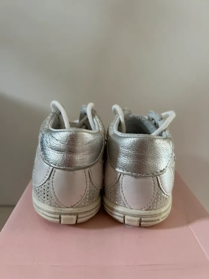 Chaussures premiers pas en cuir - photo numéro 3