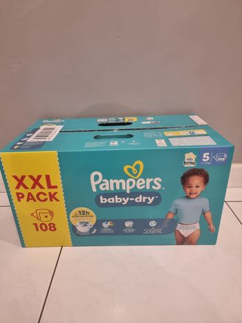 Couches taille 5 pampers