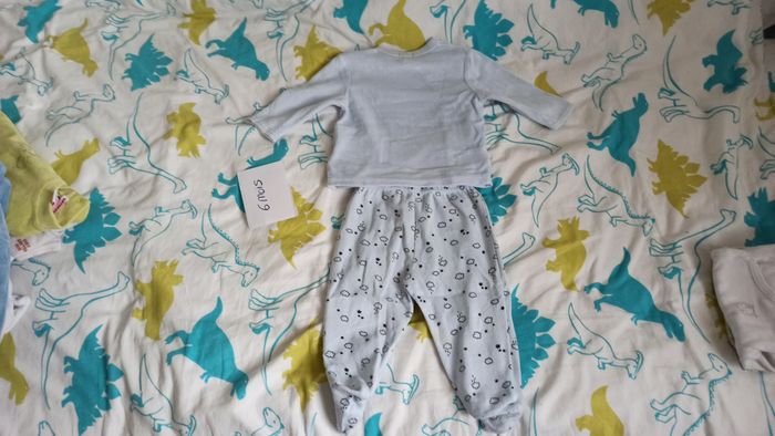 Pyjama 6 mois - photo numéro 2
