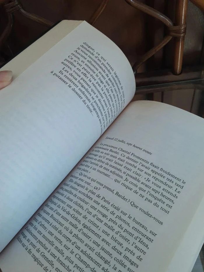 Livre "Au nom de la bête" de Robert Ferraris - photo numéro 3