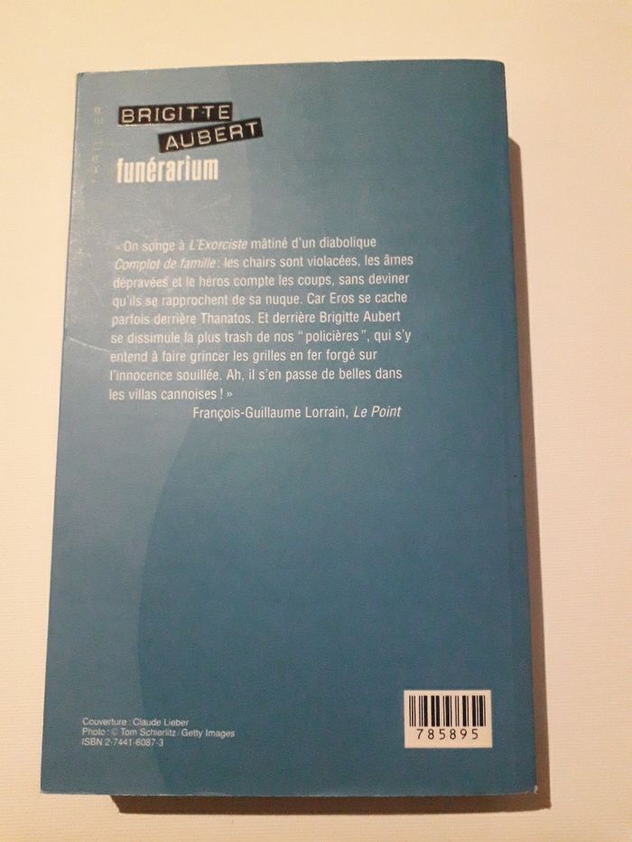 Funérarium, Brigitte Aubert - photo numéro 2